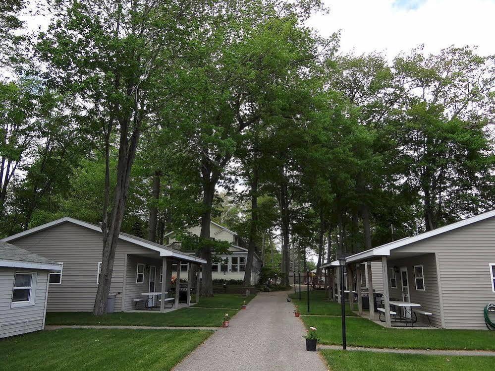 Sunset Resort Prudenville Esterno foto